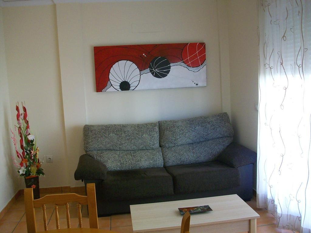 Apartamentos Par Tres - Oliva Nova 客房 照片