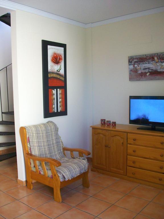 Apartamentos Par Tres - Oliva Nova 客房 照片
